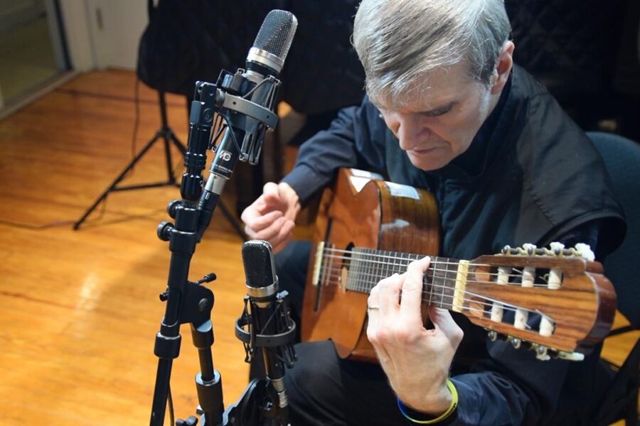 DETY Song Studio - Leo Wolansky Plays